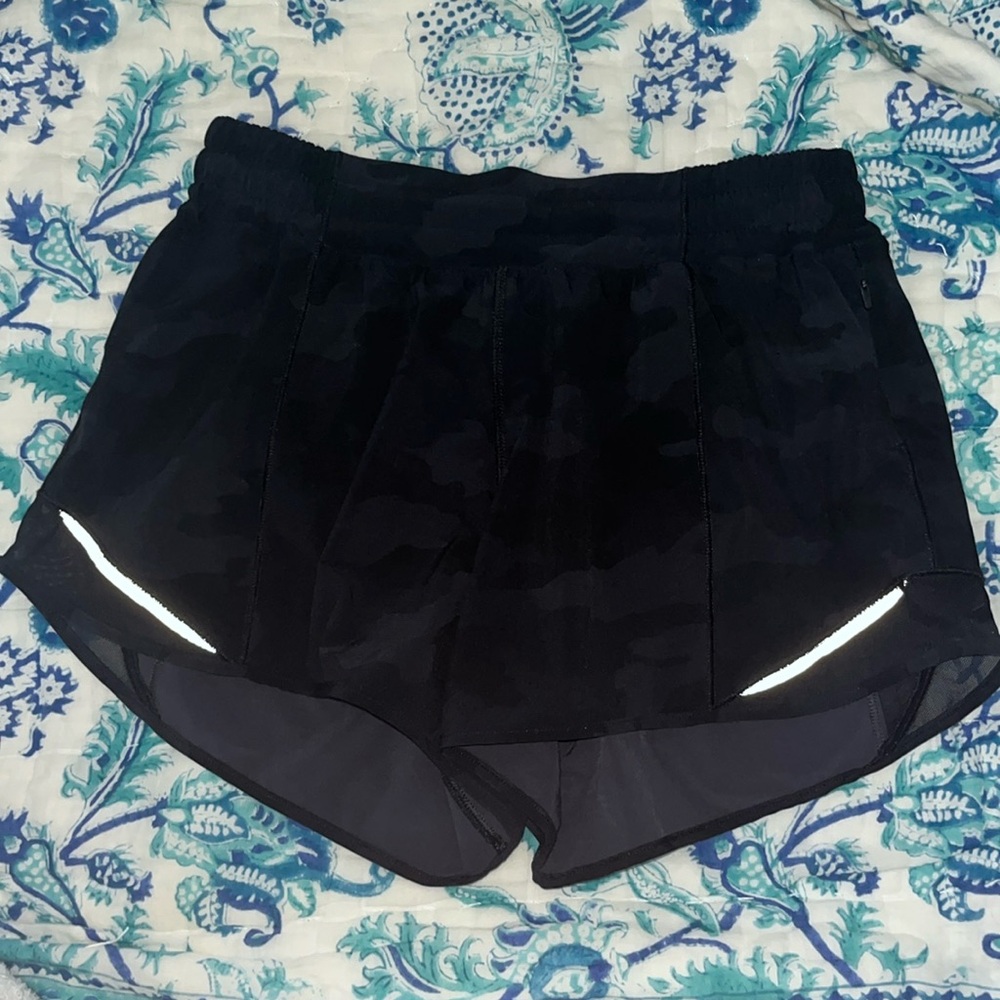 black camo hotty hots